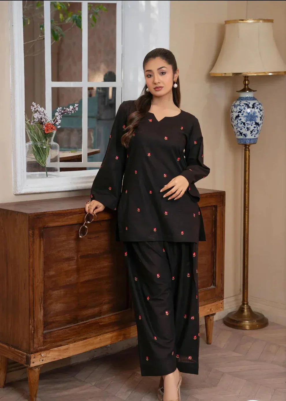 Flower-Petal Furshi Shalwar 3pc